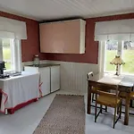Cozy 200-year-old With Sauna Near The Archipelago Trail *