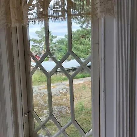 木屋 200 Years Old Small With Sauna Close To Archipelago Taivassalo