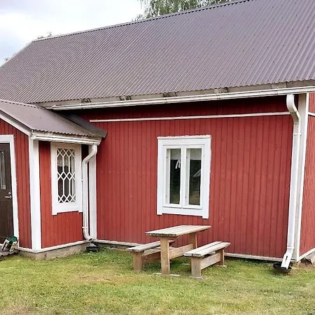 Шале Cozy 200-year-old With Sauna Near The Archipelago Trail