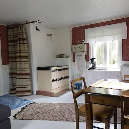 200 Years Old Small With Sauna Close To Archipelago Шале