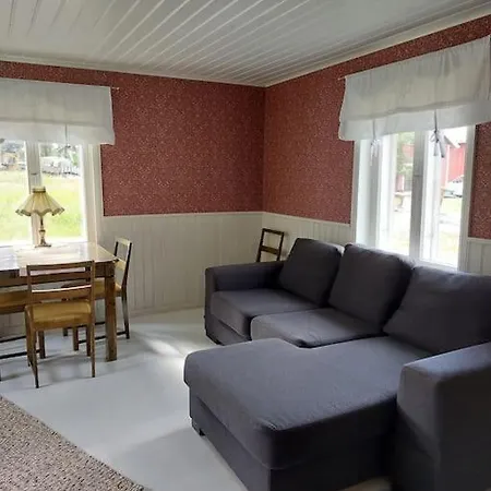 200 Years Old Small With Sauna Close To Archipelago Шале Taivassalo