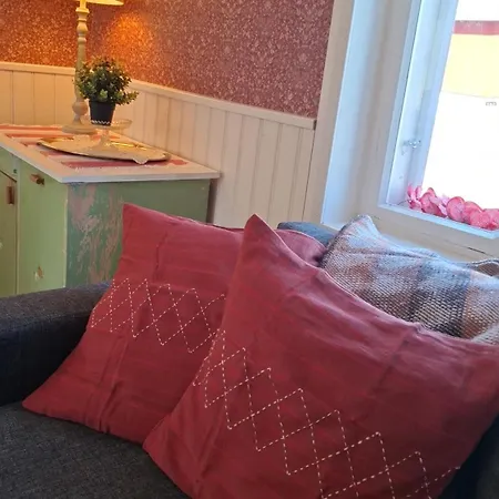 Шале Cozy 200-year-old With Sauna Near The Archipelago Trail *