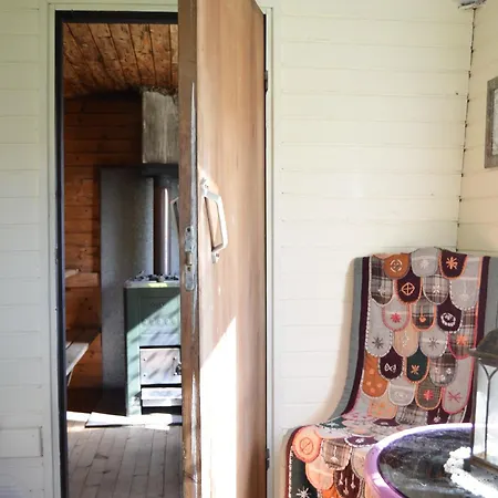Cozy 200-year-old With Sauna Near The Archipelago Trail Taivassalo