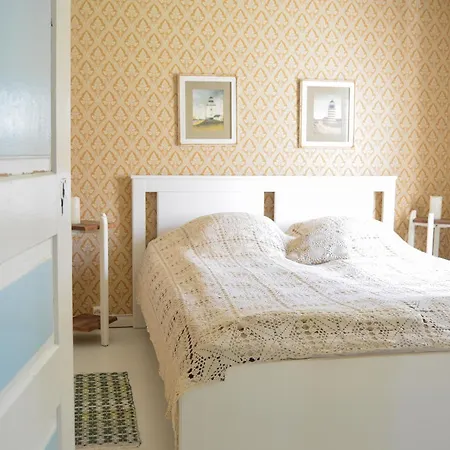 Cozy 200-year-old With Sauna Near The Archipelago Trail *
