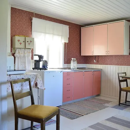 Шале Cozy 200-year-old With Sauna Near The Archipelago Trail