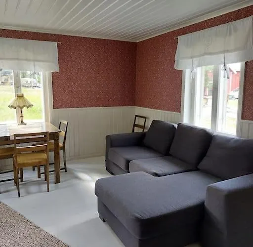 200 Years Old Small With Sauna Close To Archipelago 木屋 Taivassalo